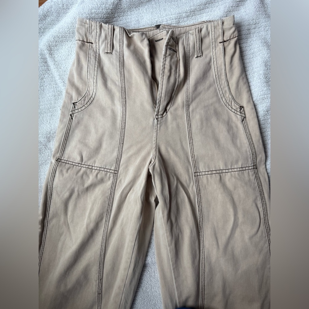 Women’s Free People “Sawyer Carpenter Pant” -Size 2. Oat color. EUC